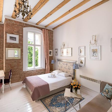 White Provance Apartment Торунь Экстерьер фото
